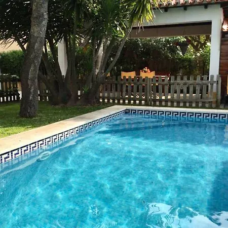 Of Cedars Spirit, Garden Pool * Setúbal
