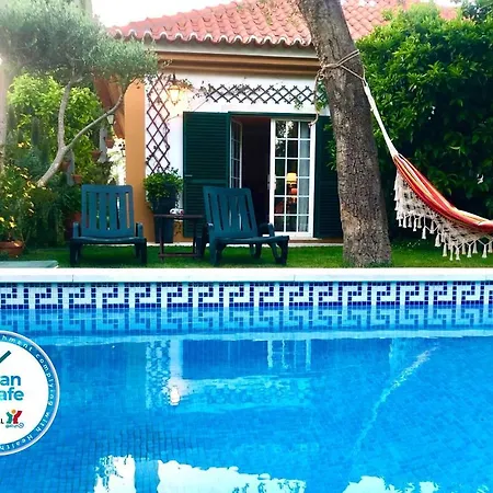 Of Cedars Spirit, Garden Pool Villa Setúbal